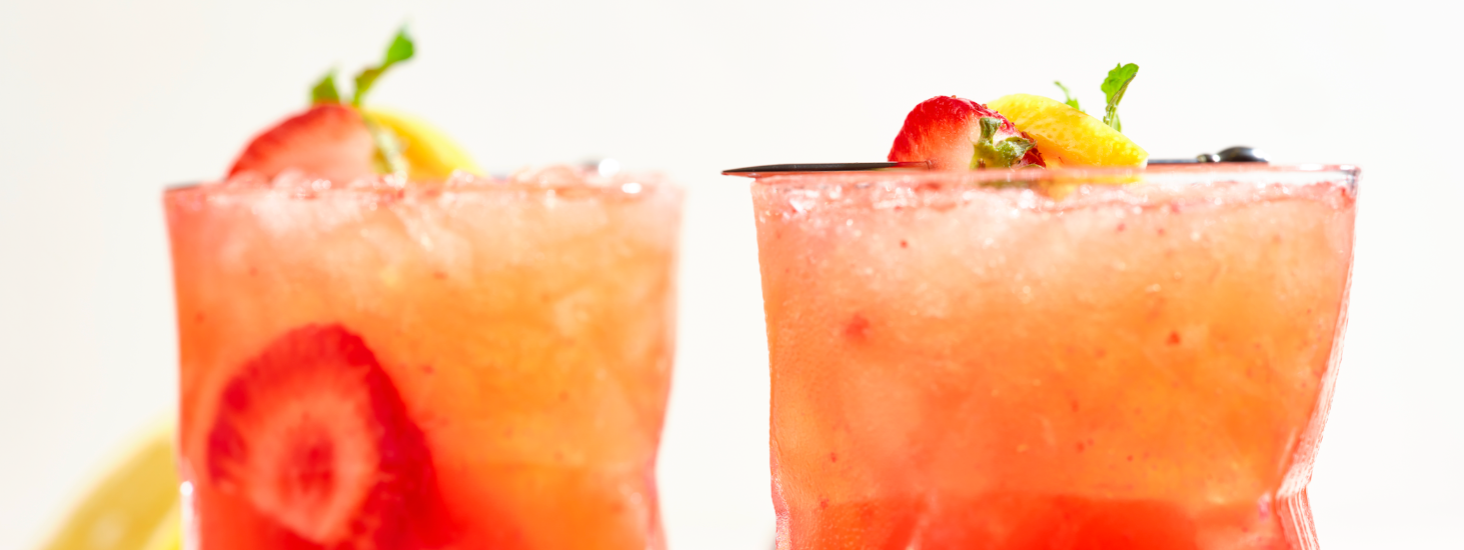 Strawberry Lemonade Vodka Cocktail | Florida Crystals